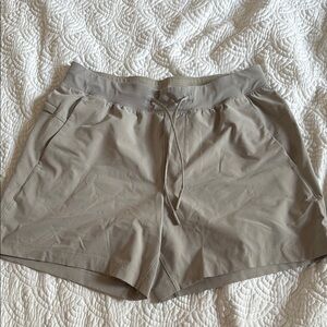Lululemon Athletica Tan Athletic Shorts Lightweight Elastic Waist